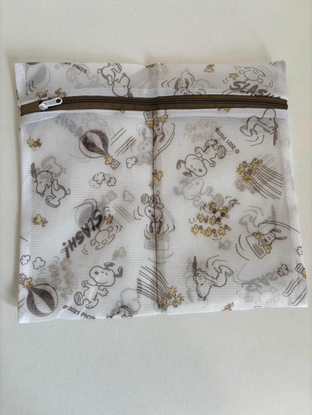 CanDo x Peanuts Two Pockets Laundry Net Bag